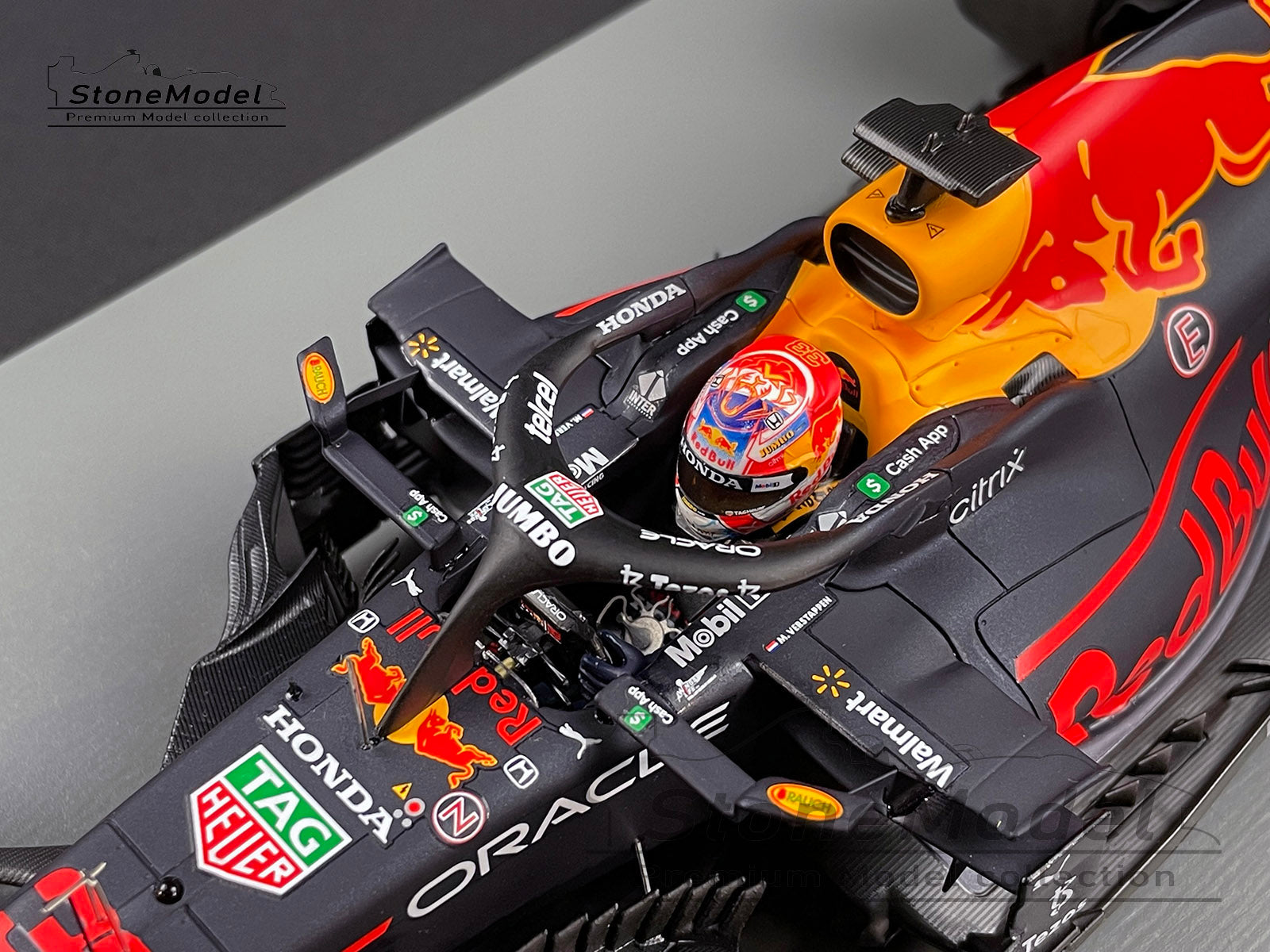 2021 Spark 1:18 Red Bull F1 RB16B #33 Max Verstappen Dutch GP World Ch