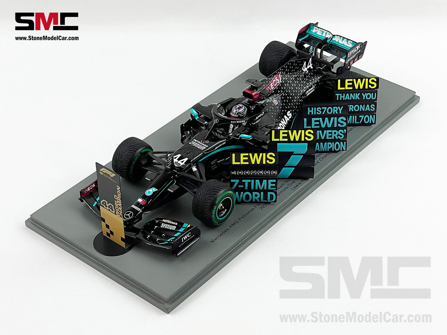 F1 miniature Mercedes W11 Lewis Hamilton World Champion du Monde 2020 Spark  1/43 S6450