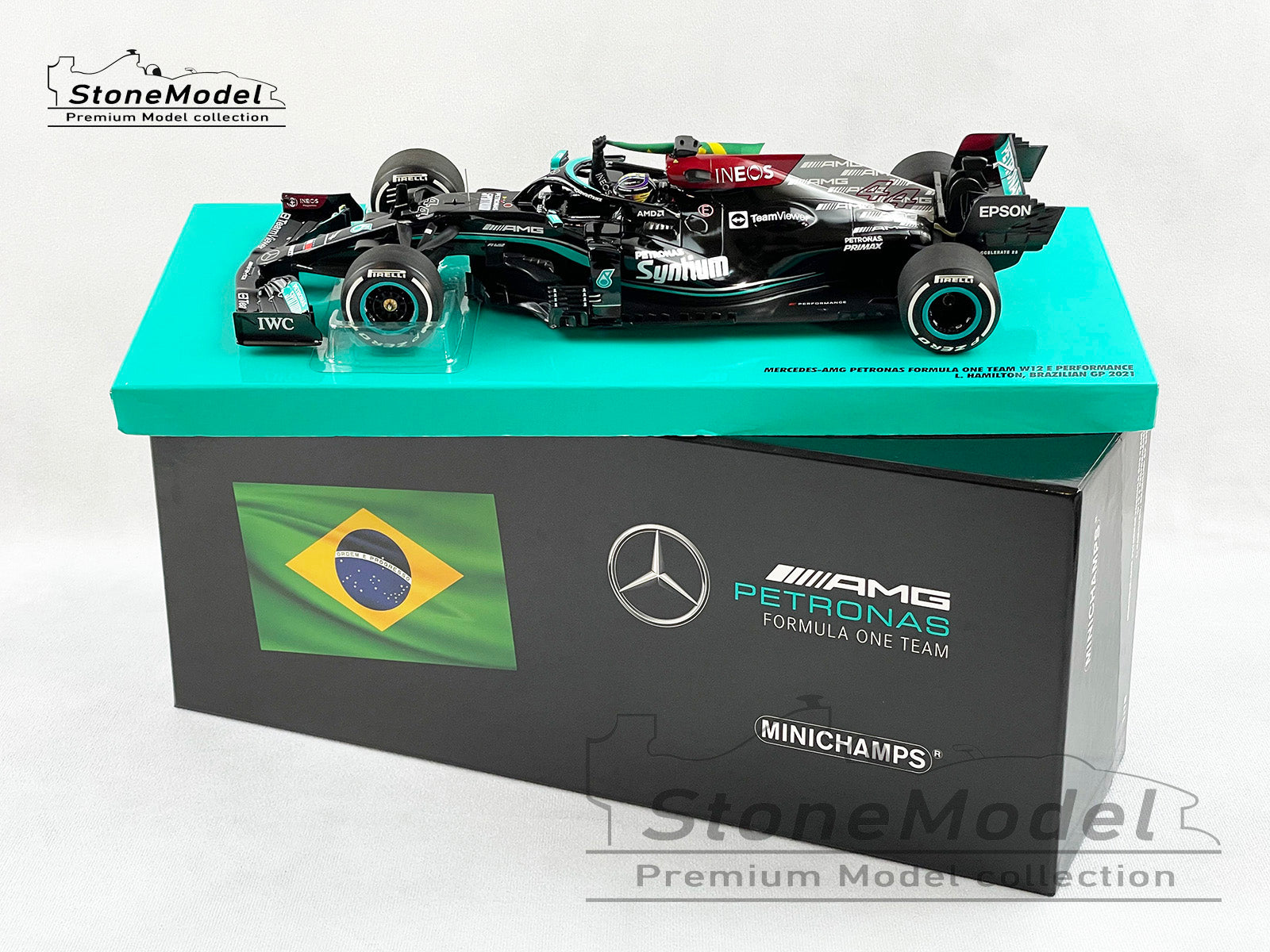 Mercedes AMG F1 W12 #44 Lewis Hamilton Brazil GP 2021 1:18 Minichamps Gift  Box