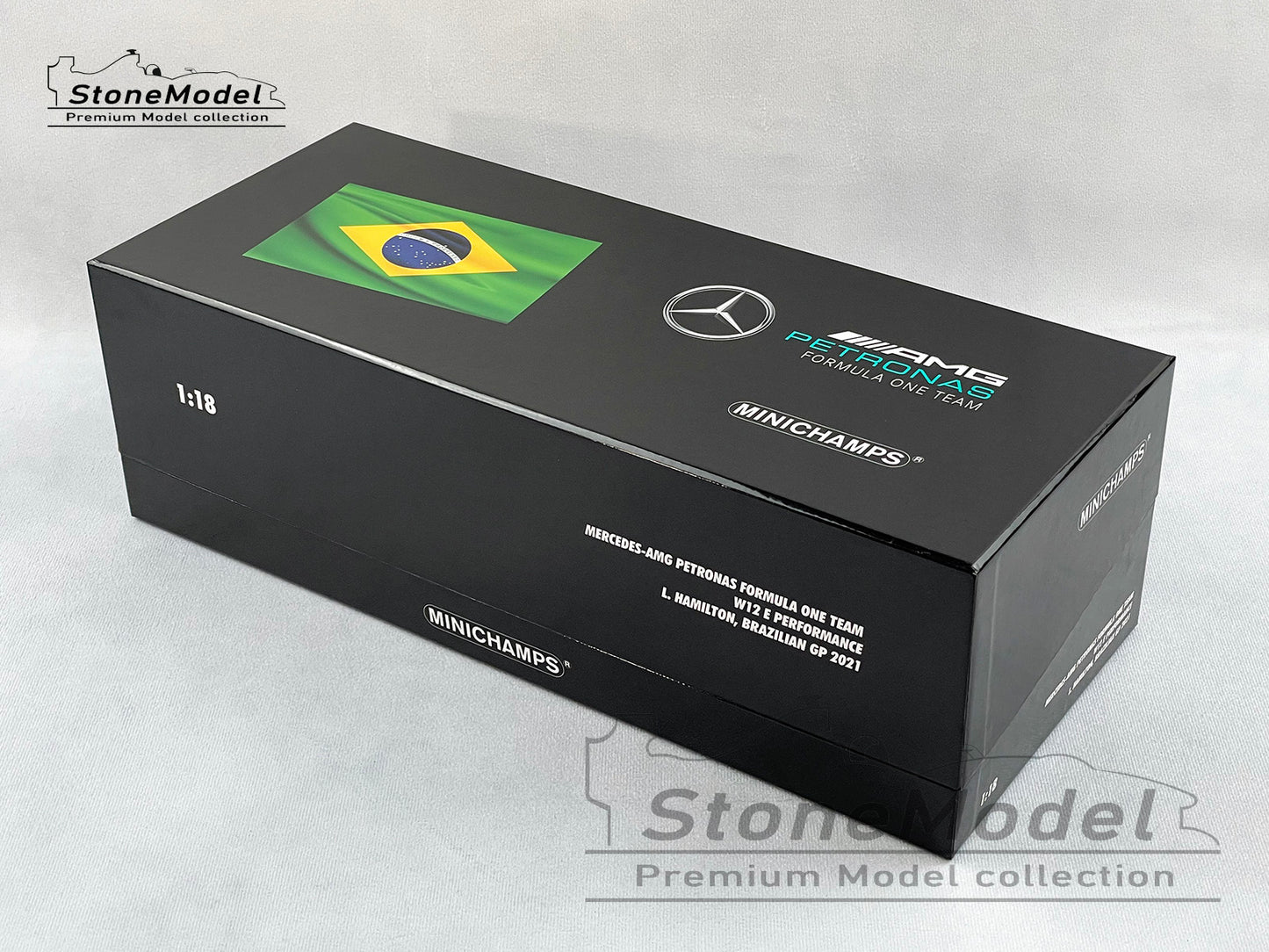 Mercedes AMG F1 W12 #44 Lewis Hamilton Brazil GP 2021 1:18 Minichamps Gift Box